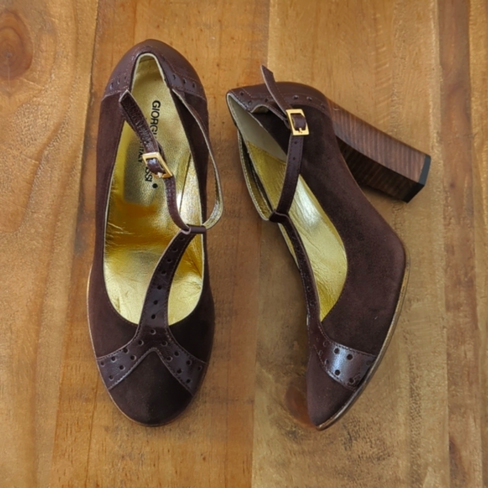 🆕🌿GIORGIO GALASSI ITALIAN SUEDE PUMPS🌿 - Picture 12 of 16